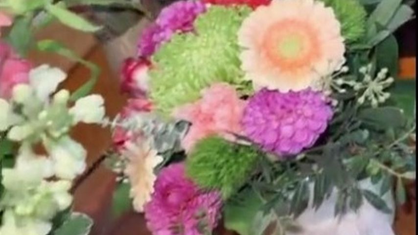 Yeliz Koc' Blumen zur Geburt