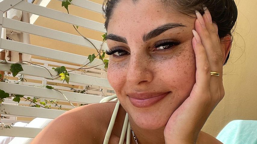 "In die Sonne": Yeliz Koc verrät Details zum Familienurlaub