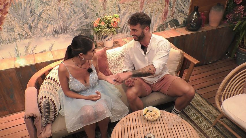 So war die Nacht mit Yeliz für "Make Love, Fake Love"-Bryan