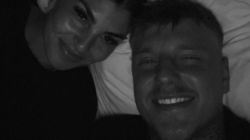 Mehr als Freunde? Yeliz Koc liegt mit Paco Herb im Bett!