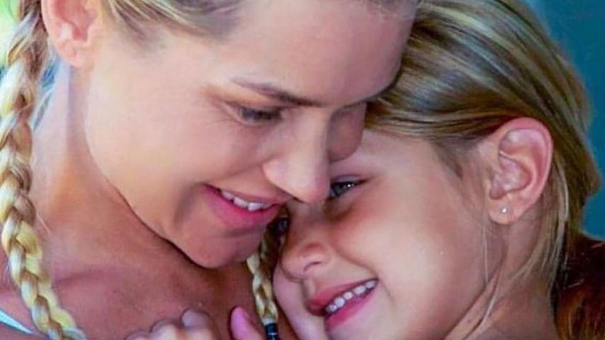 Yolanda Hadid mit ihrer Tochter Bella