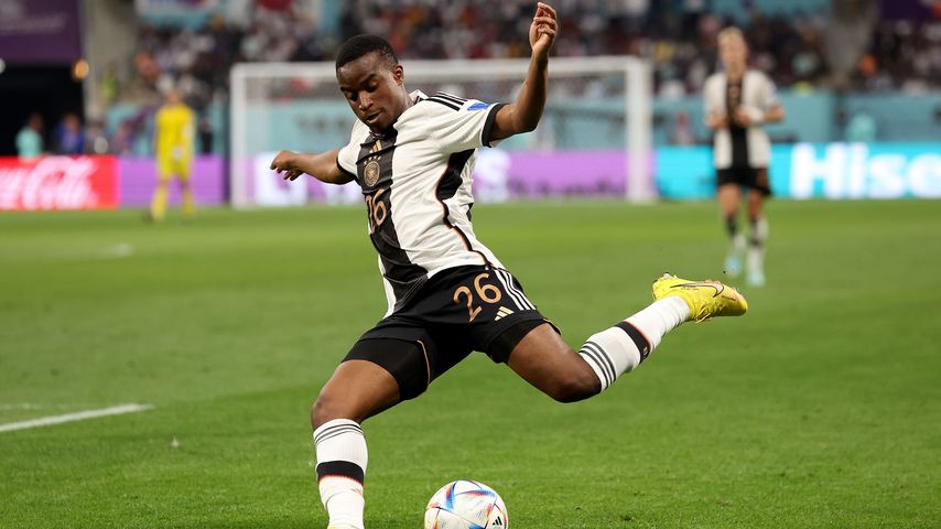 Youssoufa Moukoko, Fußball-Youngster