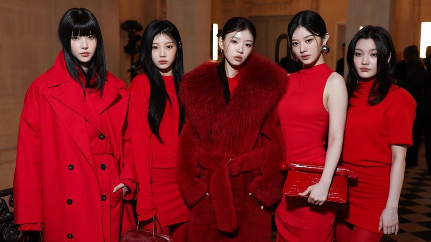 ILLIT bei der Jacquemus Menswear Fall/Winter 2026-2027 Show während der Paris Fashion Week, 2026