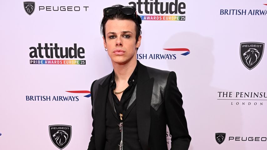 Musiker Yungblud genießt Freiheit in seiner Pansexualität