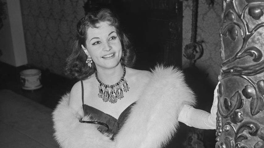 Yvonne Furneaux im Juni 1954