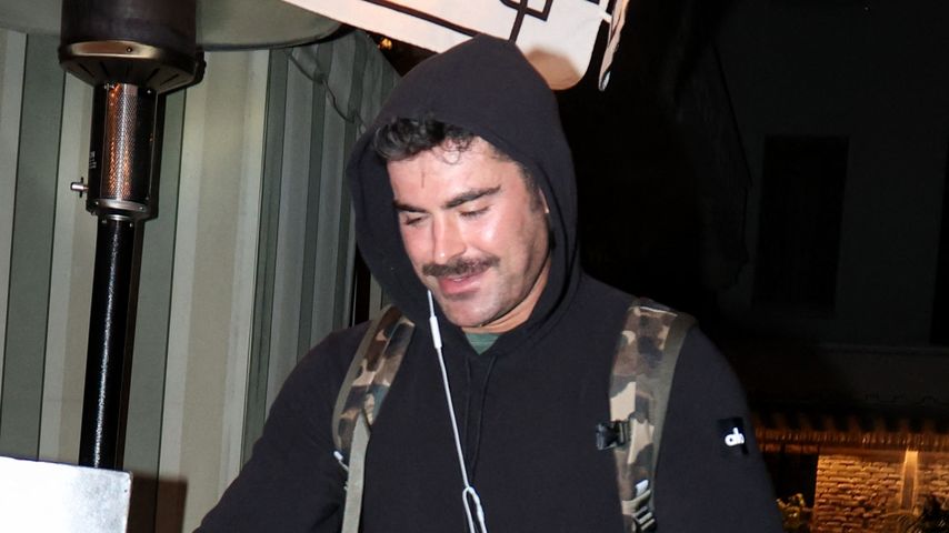 Ungewöhnlicher Look: Zac Efron trägt jetzt einen Schnurrbart