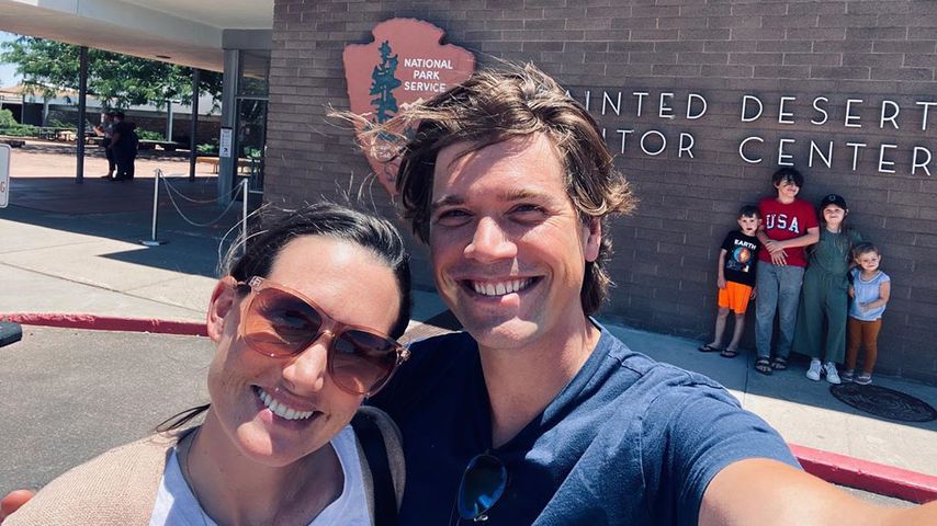 Zac Hanson mit seiner Frau Kathryn und den Kids