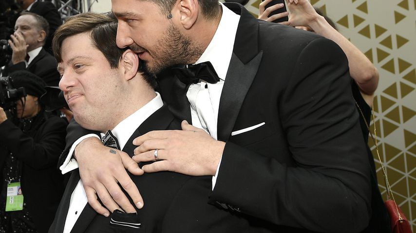 Zack Gottsagen und Shia LaBeouf bei den Oscars 2020