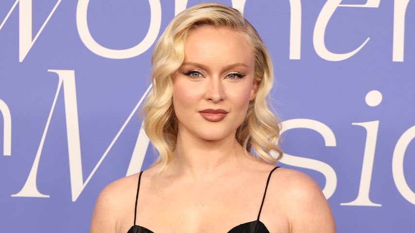 Zara Larsson, Sängerin