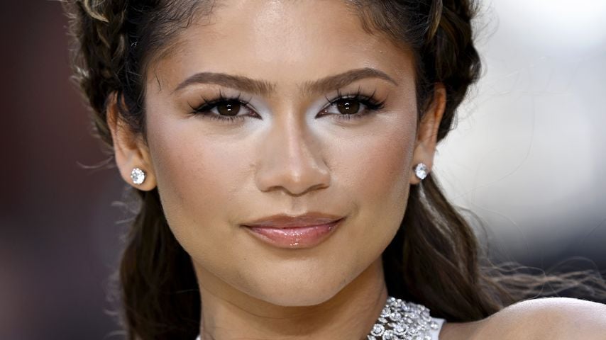 Bixie ade? Zendaya überrascht mit langen Wellen auf Premiere