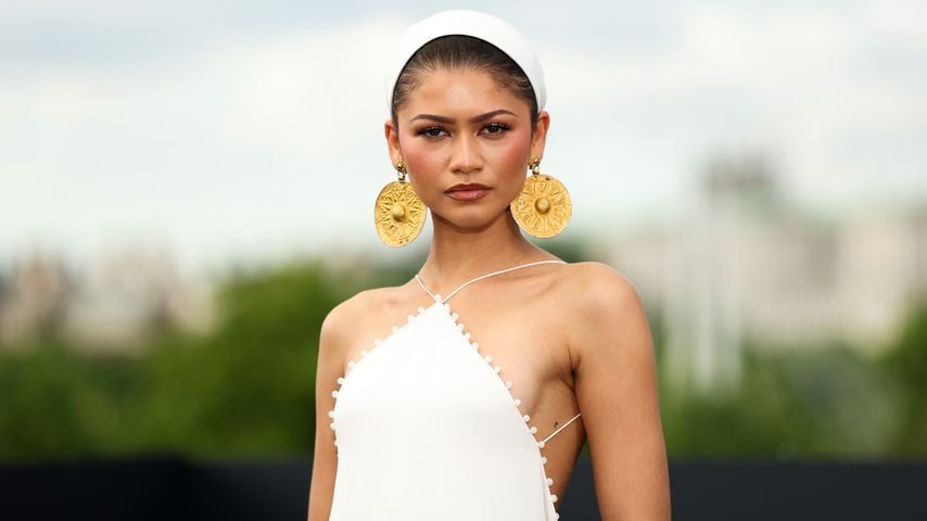 Zendaya in der Kritik: Sie trägt 3.000 Jahre alte Ohrringe