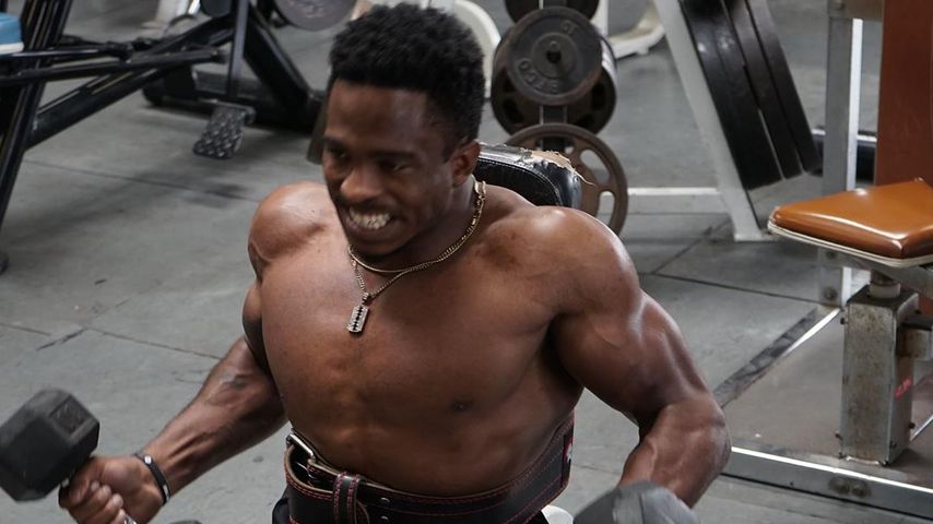 Zion Clark im Fitnessstudio