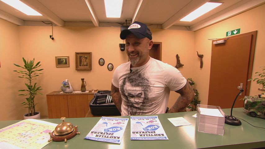 Zlatko Trpkovski beim Einzug ins "Promi Big Brother"-Haus