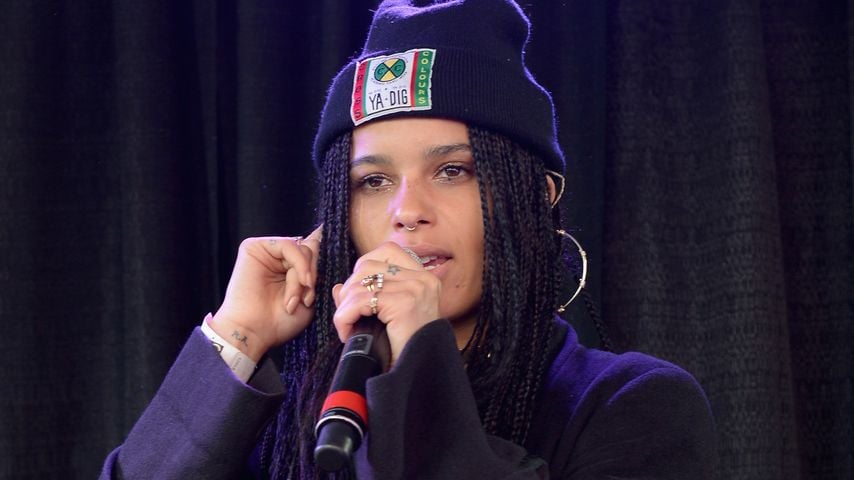 Lieber blond & vollbusig? Darum war Zoe Kravitz essgestört