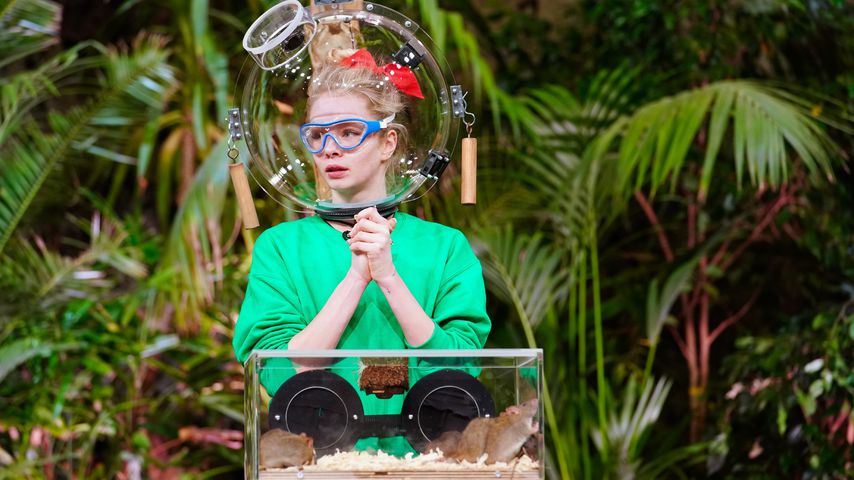 Zoe Saip bei der Dschungelprüfung von der Ersatzshow 2021