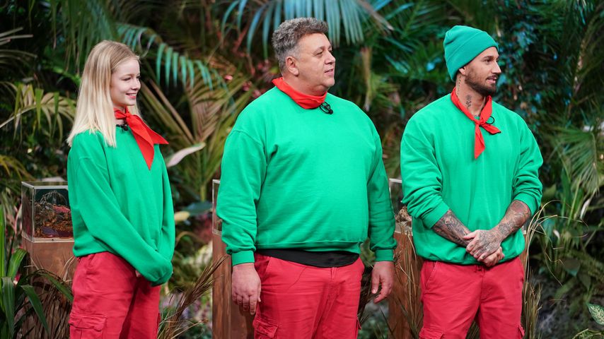 Zoe Saip, Frank Fussbrioch und Mike Heiter in der Dschungelshow 2021