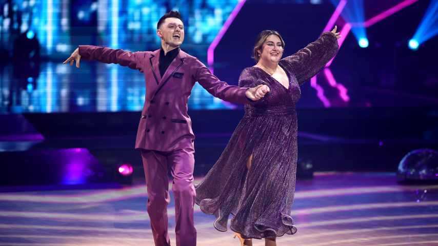 Zsolt Sándor Cseke und Selfiesandra bei "Let's Dance"